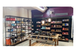 ESTANTE / EXPOSITOR EM SERRALHERIA PINTURA PRETA